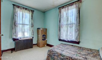 112 Chestnut Ave, Atlantic Highlands, NJ 07716