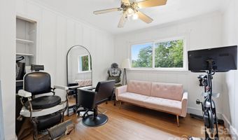 2736 Palm Ave, Charlotte, NC 28205