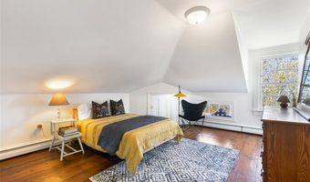 12 Mt. Vernon St 5, Newport, RI 02840