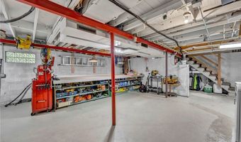 3596 Glenwood Dr, Austinburg, OH 44010