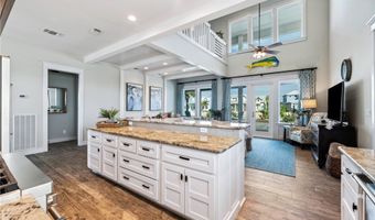 1009 Fiji Dr, Rockport, TX 78382