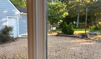 815 Hewett Dr, Ann Arbor, MI 48103