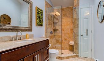 28 Haskell Ave, Airmont, NY 10901