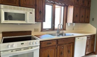 1703 3rd St NE, Austin, MN 55912