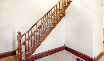326 S 8th St, Albion, NE 68620