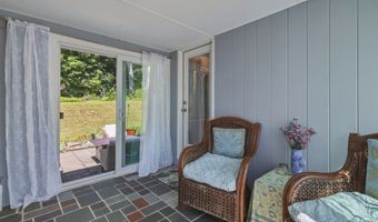 40 Vantana Dr, Bristol, CT 06010