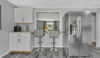 1102 Queens Mill Rd, Aliquippa, PA 15001