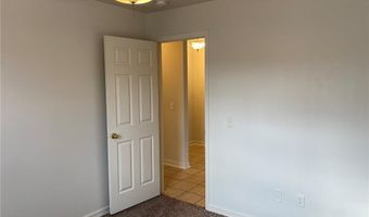 911 SW Cheyenne Dr, Bentonville, AR 72712