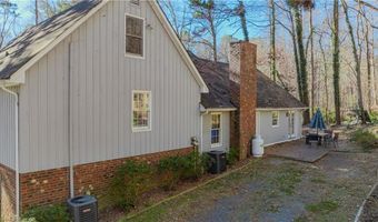 1211 Canterbury Trl, Asheboro, NC 27205