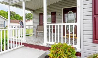 504 WEAVER Dr 504, Dover, DE 19901
