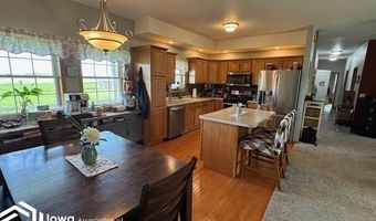 725 N E St, Albia, IA 52531