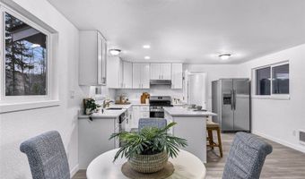 1464 Greenville Dr, Bellingham, WA 98226