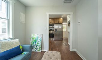 16 PAROLE St, Annapolis, MD 21401