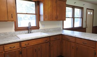 729 Darlington St, Calhoun Falls, SC 29628