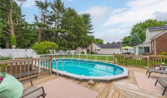 984 Cleveland Ave, Amherst, OH 44001