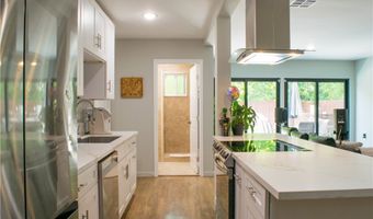 542 N Kilkea Dr, Los Angeles, CA 90048