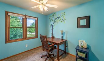 410 Oakwood Ct, Altoona, IA 50009