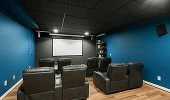 351 Heritage Dr, Addison, MI 48381