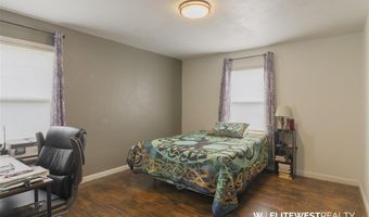 30 N Division St, Cowley, WY 82420