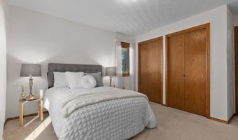 N9188 KERNAN Avenue, Appleton, WI 54915
