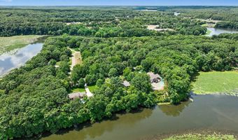 1653 Fairview Dr, Allegan, MI 49010