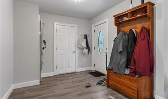 19 Hardwick St, Cumberland, RI 02864