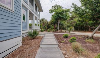 801 Federal Rd, Bald Head Island, NC 28461