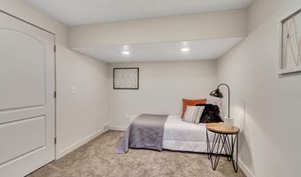 994 W SAPPHIRE PEAK Dr 200, Bluffdale, UT 84065
