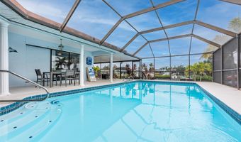 910 CHIPAWAY Dr, Apollo Beach, FL 33572