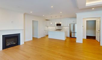 1 Longview Dr 205, Atkinson, NH 03811
