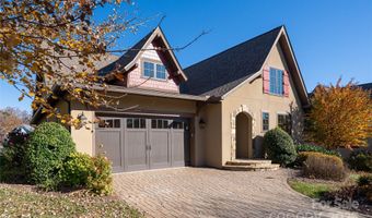 38 Chantilly Dr, Asheville, NC 28804