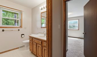 1957 COUNTY ROAD T N, Amherst Junction, WI 54407
