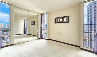 796 Isenberg St 16A, Honolulu, HI 96826
