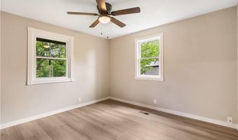 16 Amesbury Ln, Bella Vista, AR 72715