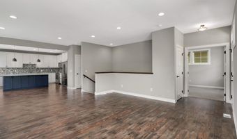 15590 Duck Trail Ln, Apple Valley, MN 55124