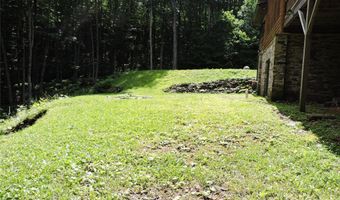 103 Chucks Ln, Bakersville, NC 28705