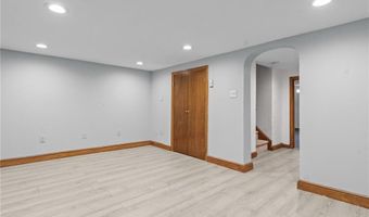 84 Phillip Ave, Cumberland, RI 02864
