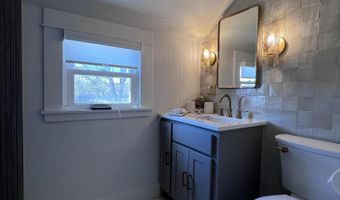 66 Howard St, Bangor, ME 04401