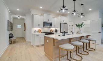 121 Priestwood Ln, Acworth, GA 30102