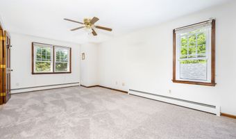 10 Empire Way, Bristol, CT 06010