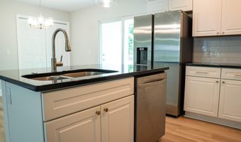 9 Burlington Cir, Beaufort, SC 29906