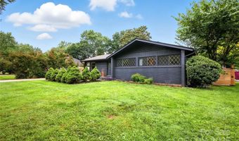 4535 Crestmont Dr, Charlotte, NC 28205