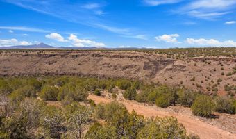 4240 W Cienega Dr, Ash Fork, AZ 86320