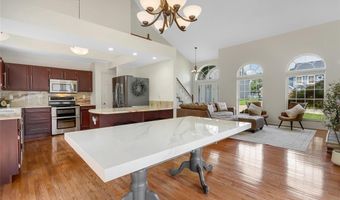 1971 Fox Pointe Dr, Arnold, MO 63010