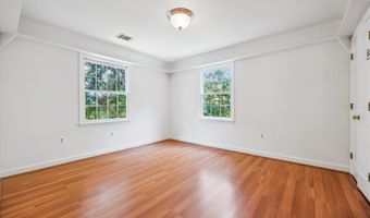 8201 HECTIC HILL Ln, Rockville, MD 20854