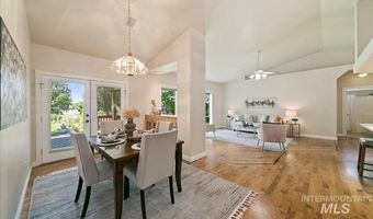 5201 N Stinger St, Boise, ID 83703
