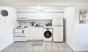 1523 PENNSYLVANIA Ave SE 2, Washington, DC 20003