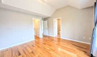 15 Old Oak Dr 15, Brookfield, CT 06804