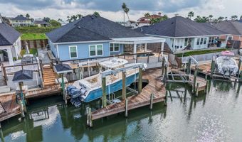 702 S BAY St, Aransas Pass, TX 78336