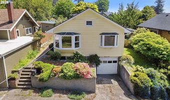 1814 4th St, Astoria, OR 97103